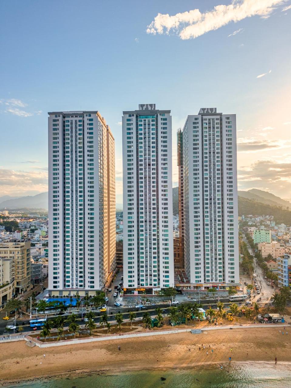Căn Hộ Iseaview Nha Trang Beach - Dịch Vụ Cao Cấp Bởi Ven Ngoại thất bức ảnh